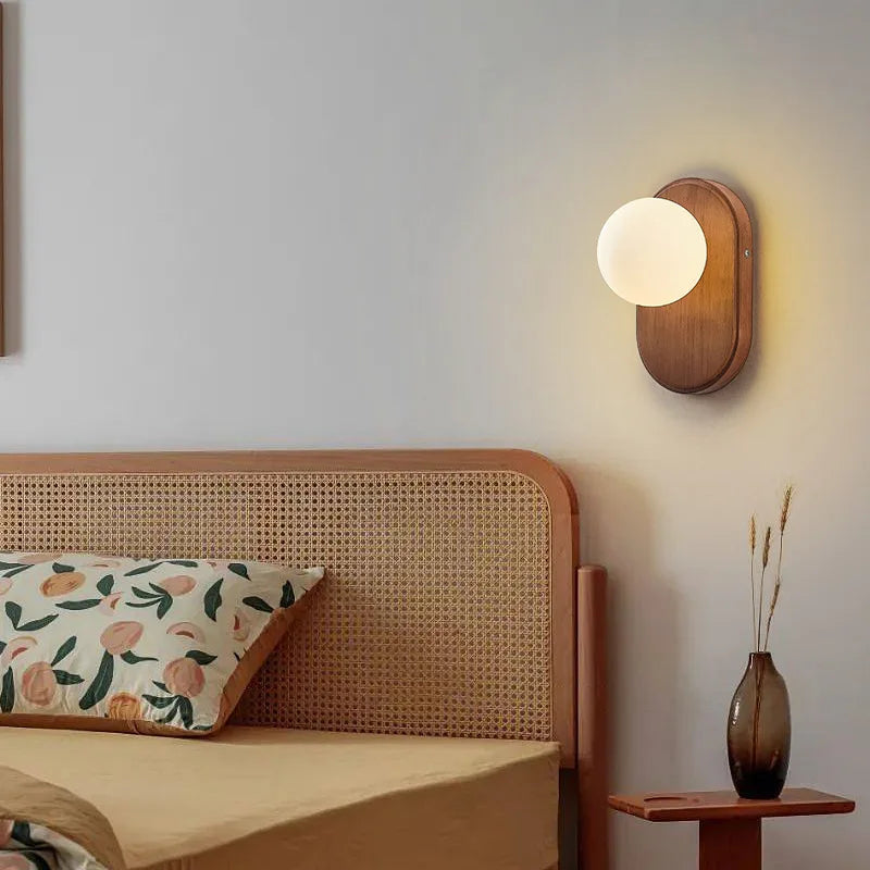 ZenLight Hikari Wandleuchte – japanische Wandleuchte aus Massivholz mit Milchglas | Vintage-Nordic-Design