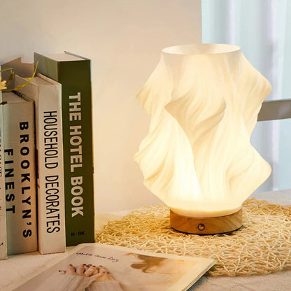 Schicke Spiral-Nachtlichtlampe Gestreifter Schirm – Elegantes Warmes Licht für Modernen Stil