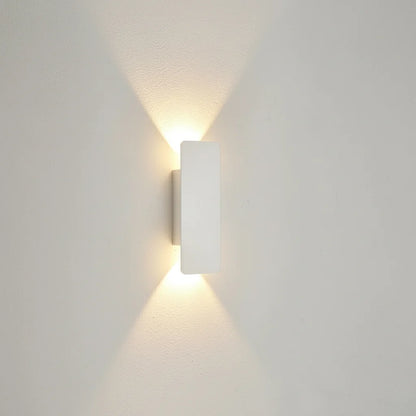 OUTGLOW – Wasserdichte LED-Aluminium-Wandleuchte für Innen & Außen