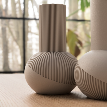 Torana Vasen - Elegantes Bodenvase Zweier Set für Räume