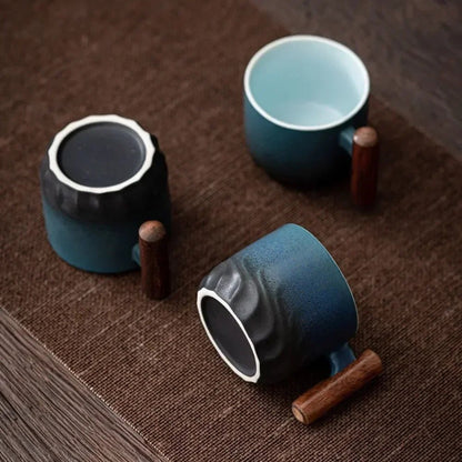 Vintage Espressotasse Mit Holzgriff - Zeitloser Retro-Charme