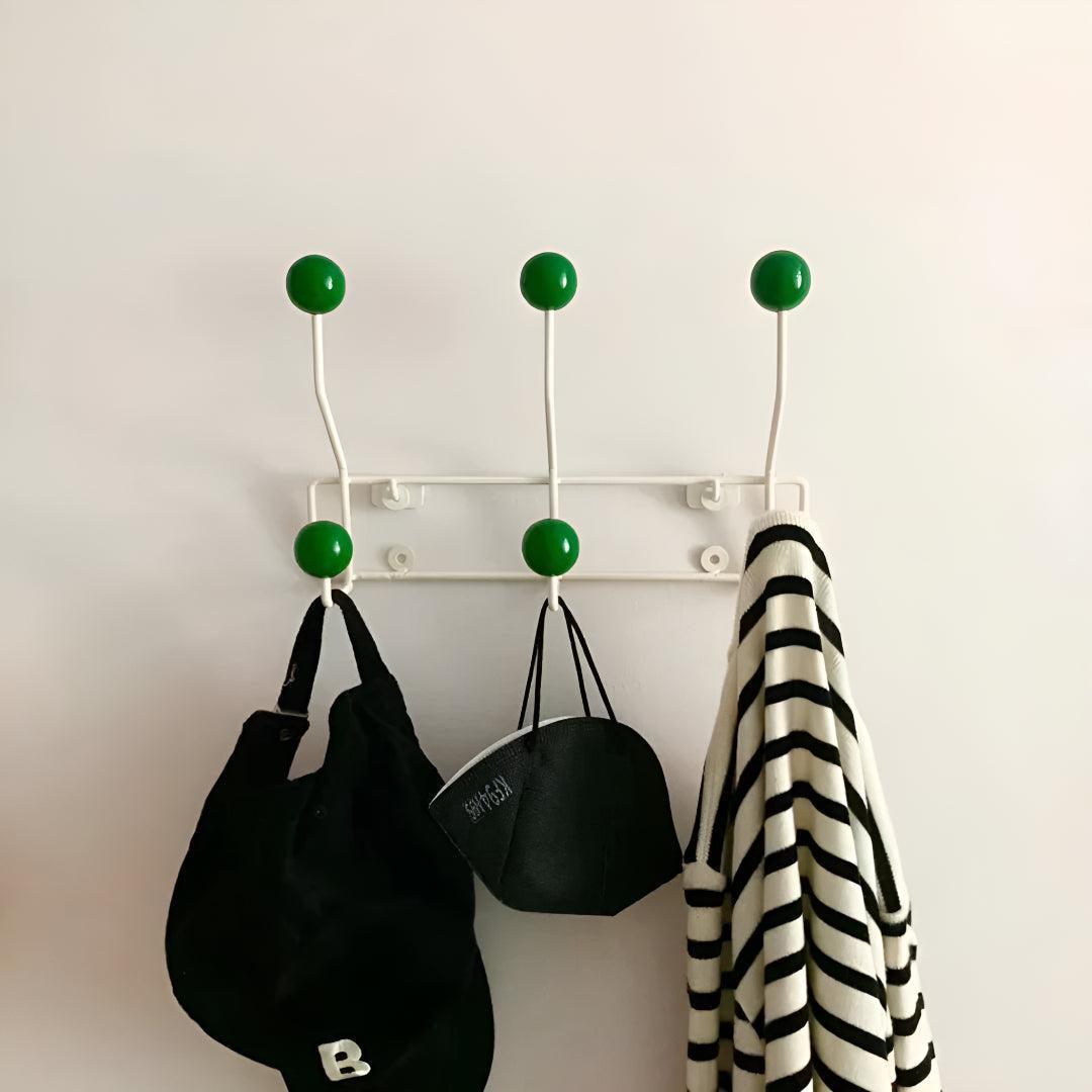 Vintage Wandgarderobe Mid - Zeitloser Retro-Charme