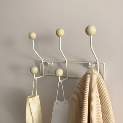 Vintage Wandgarderobe Mid - Zeitloser Retro-Charme