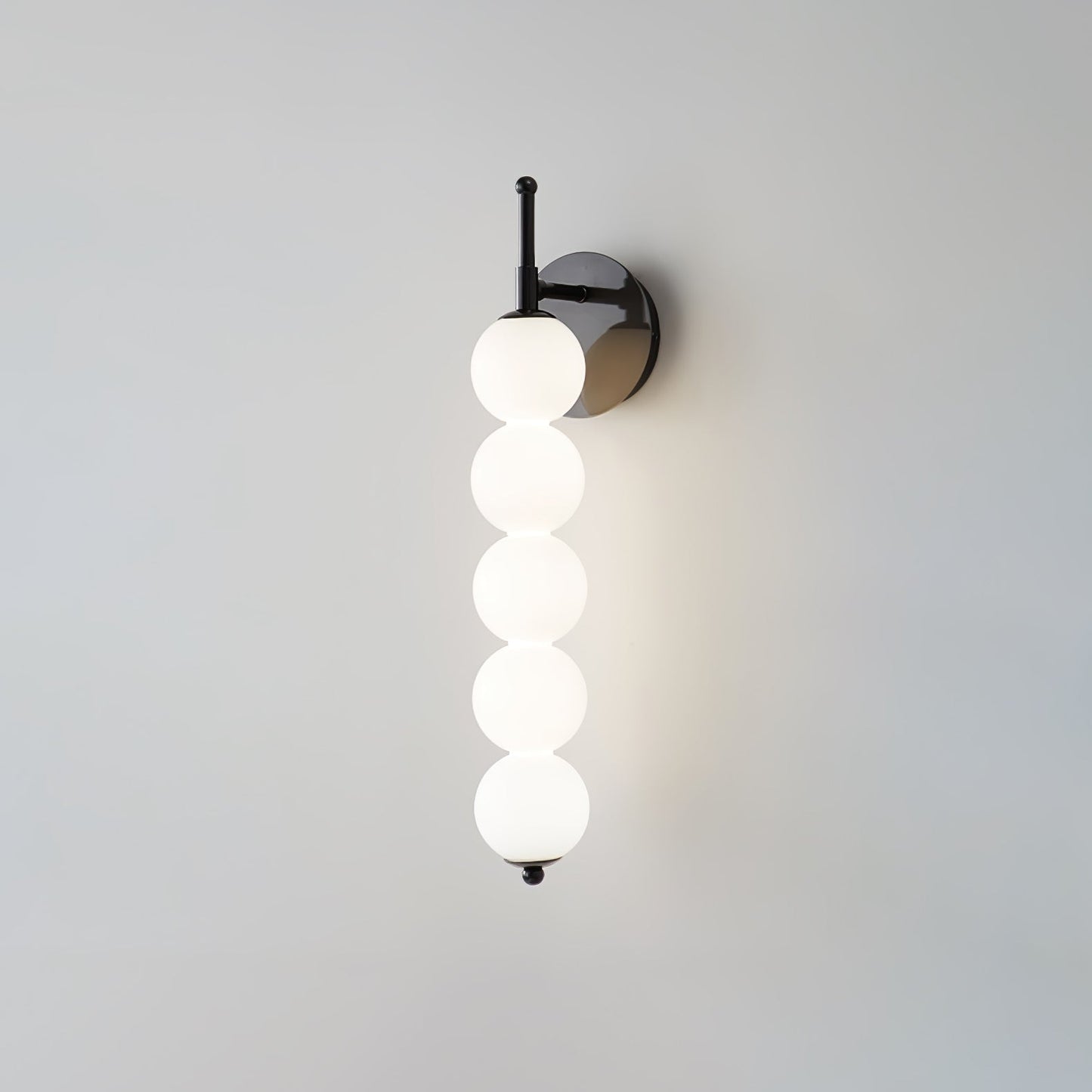 Candied Wandlampe - Minimalistische Lichtakzente mit Stil