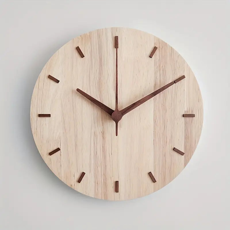 Nordische Wanduhr aus Walnussholz - Nordisches Design