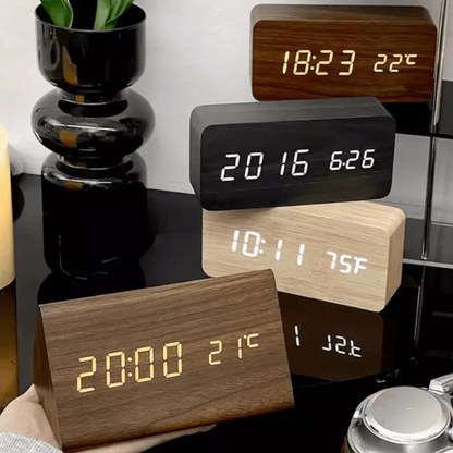 Clapwooda – LED-Holz-Digitaluhr mit Weckfunktion und Geräuschaktivierung