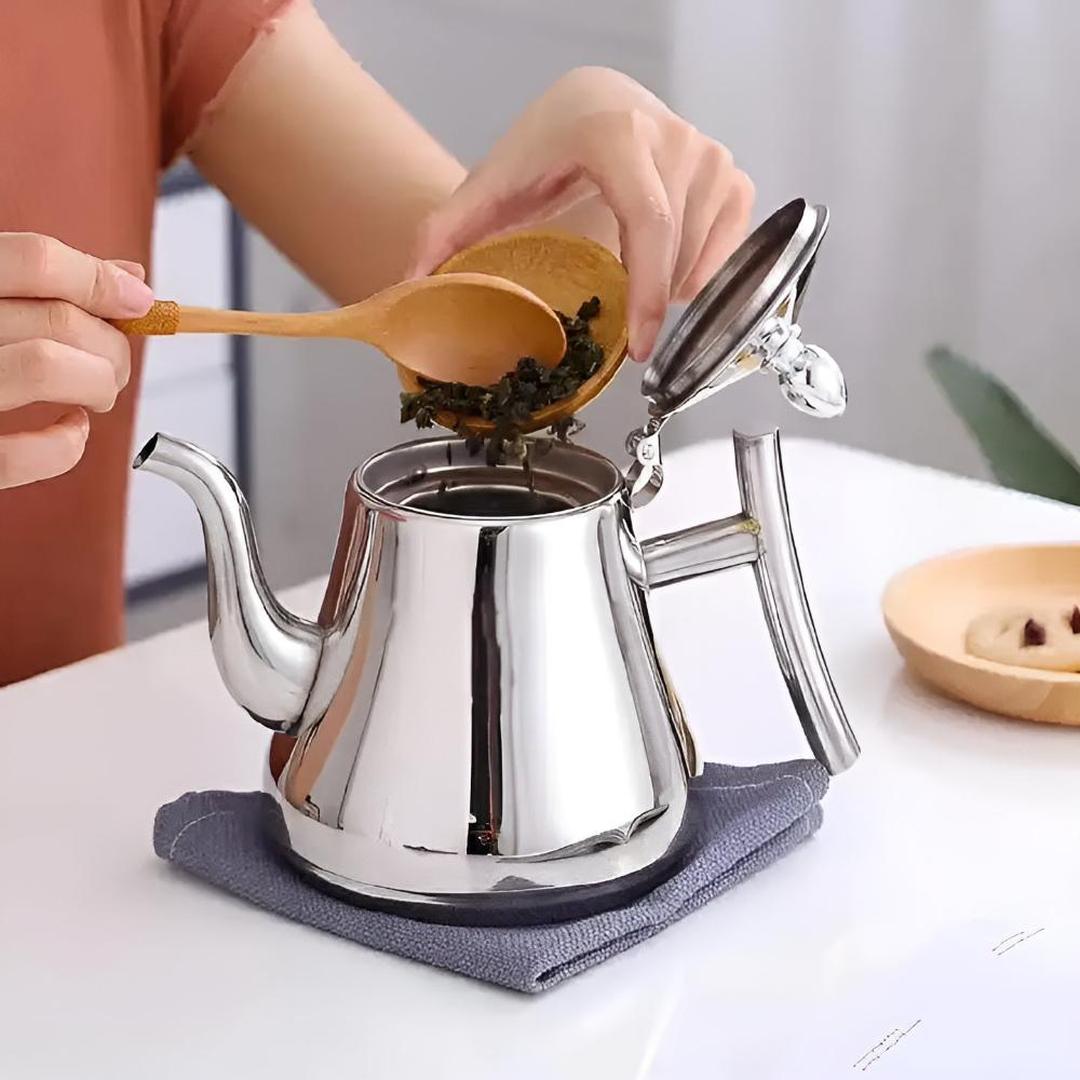 TeeMeister – Teekanne mit Abnehmbarem Filter und Ergonomischem Griff