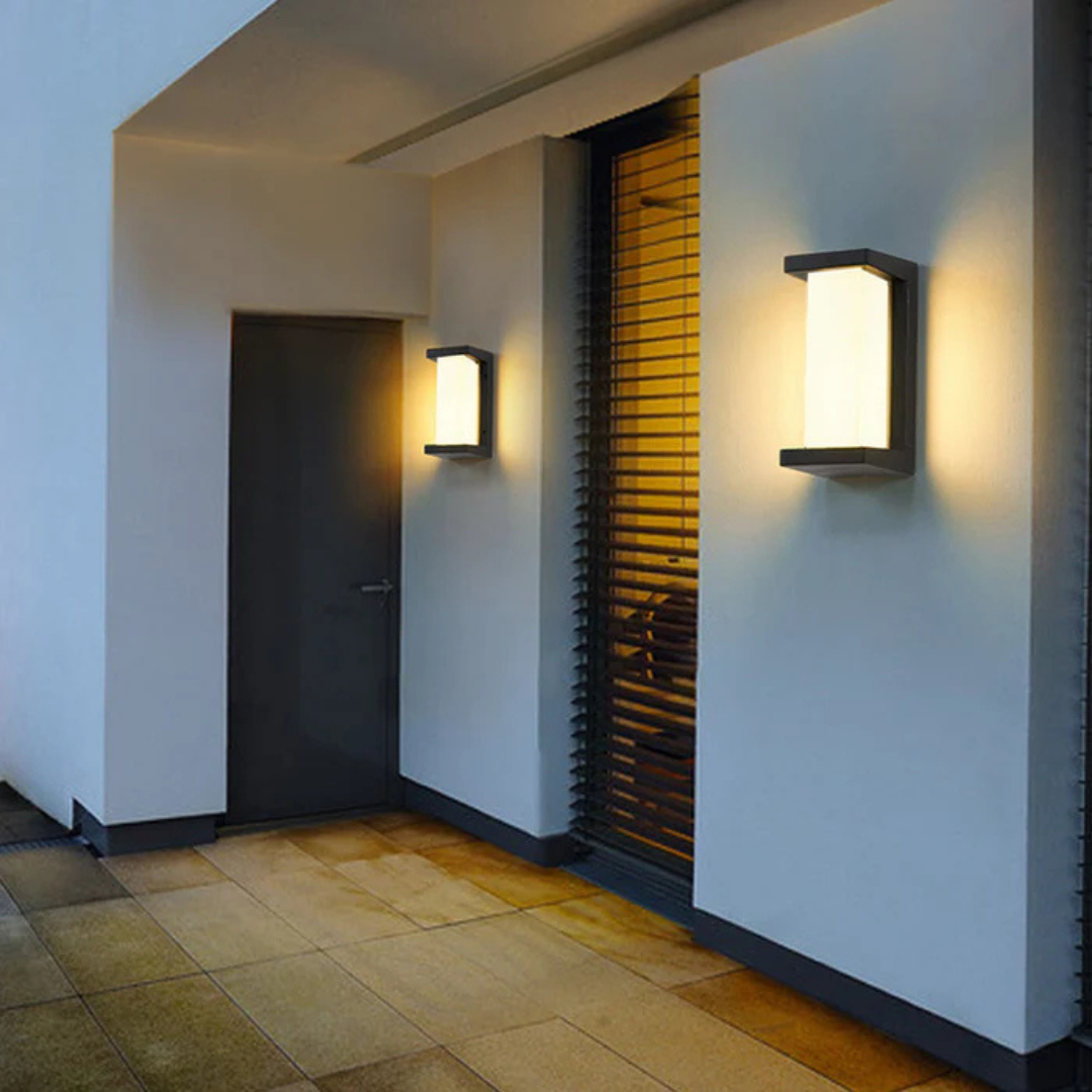 RetroWand – Rechteckige LED-Wandleuchte mit Sensorfunktion