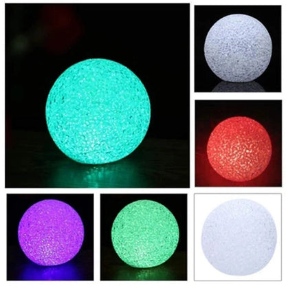 Crystalglow – LED-Kristallkugellampe in Ballform mit Farbwechsel
