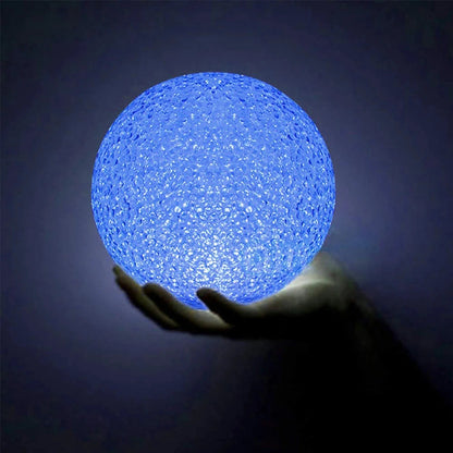 Crystalglow – LED-Kristallkugellampe in Ballform mit Farbwechsel