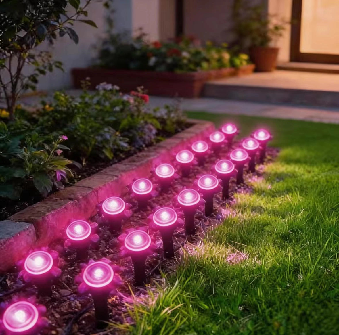 Kavento – Solar-Gartenleuchten mit Erdspießen und Dämmerungssensor