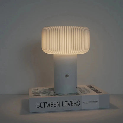 Mushlume – LED-Tischlampe im Pilzdesign mit Touch-Steuerung