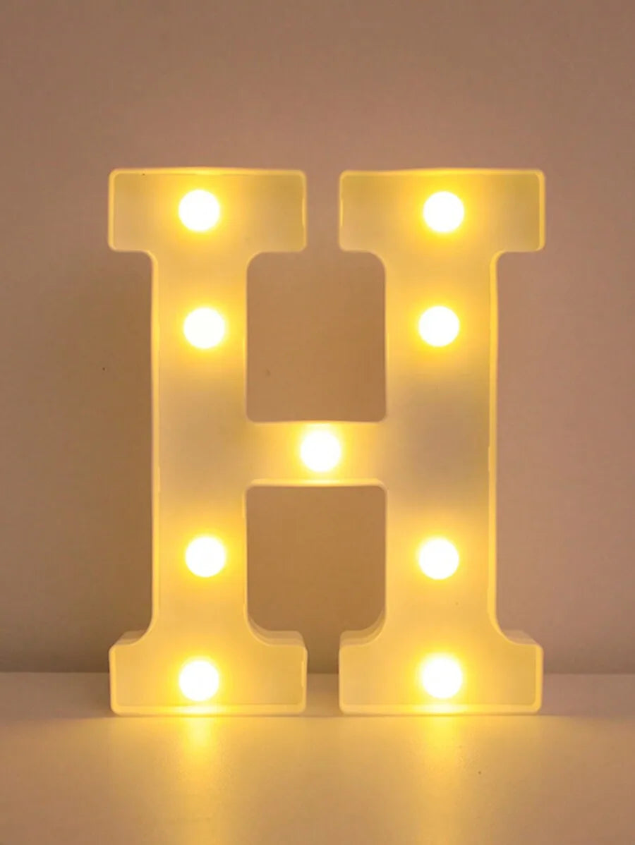 LED Buchstabenlicht - Leuchtende Deko für Feste und Anlässe