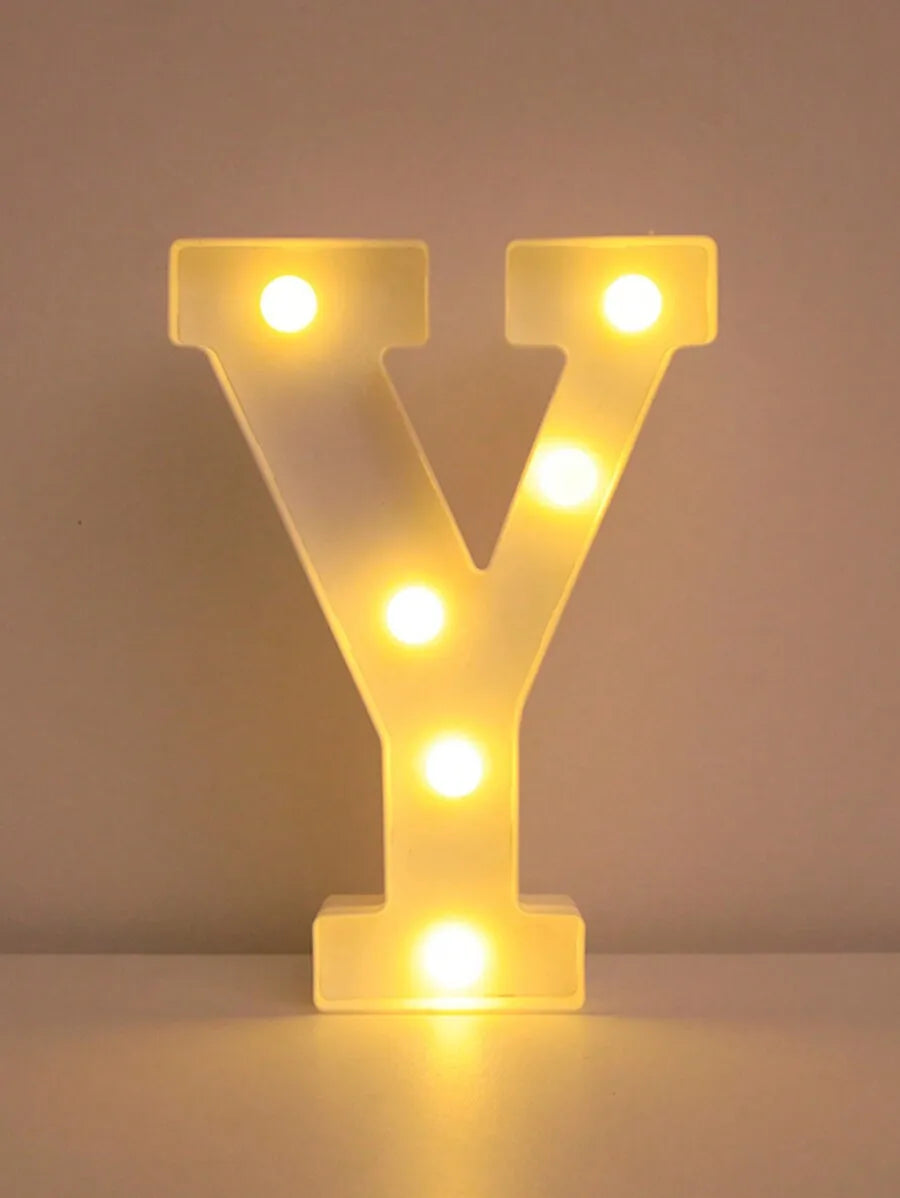 LED Buchstabenlicht - Leuchtende Deko für Feste und Anlässe