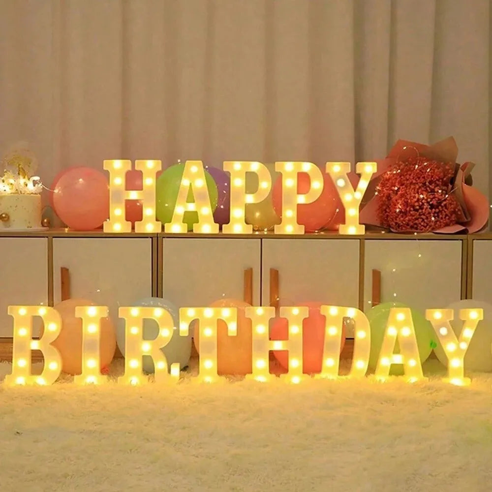LED Buchstabenlicht - Leuchtende Deko für Feste und Anlässe