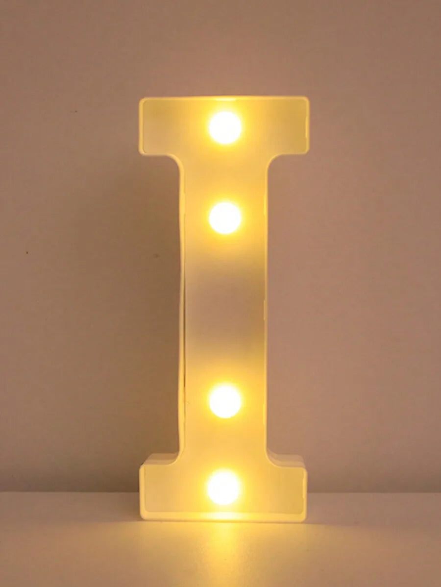 LED Buchstabenlicht - Leuchtende Deko für Feste und Anlässe