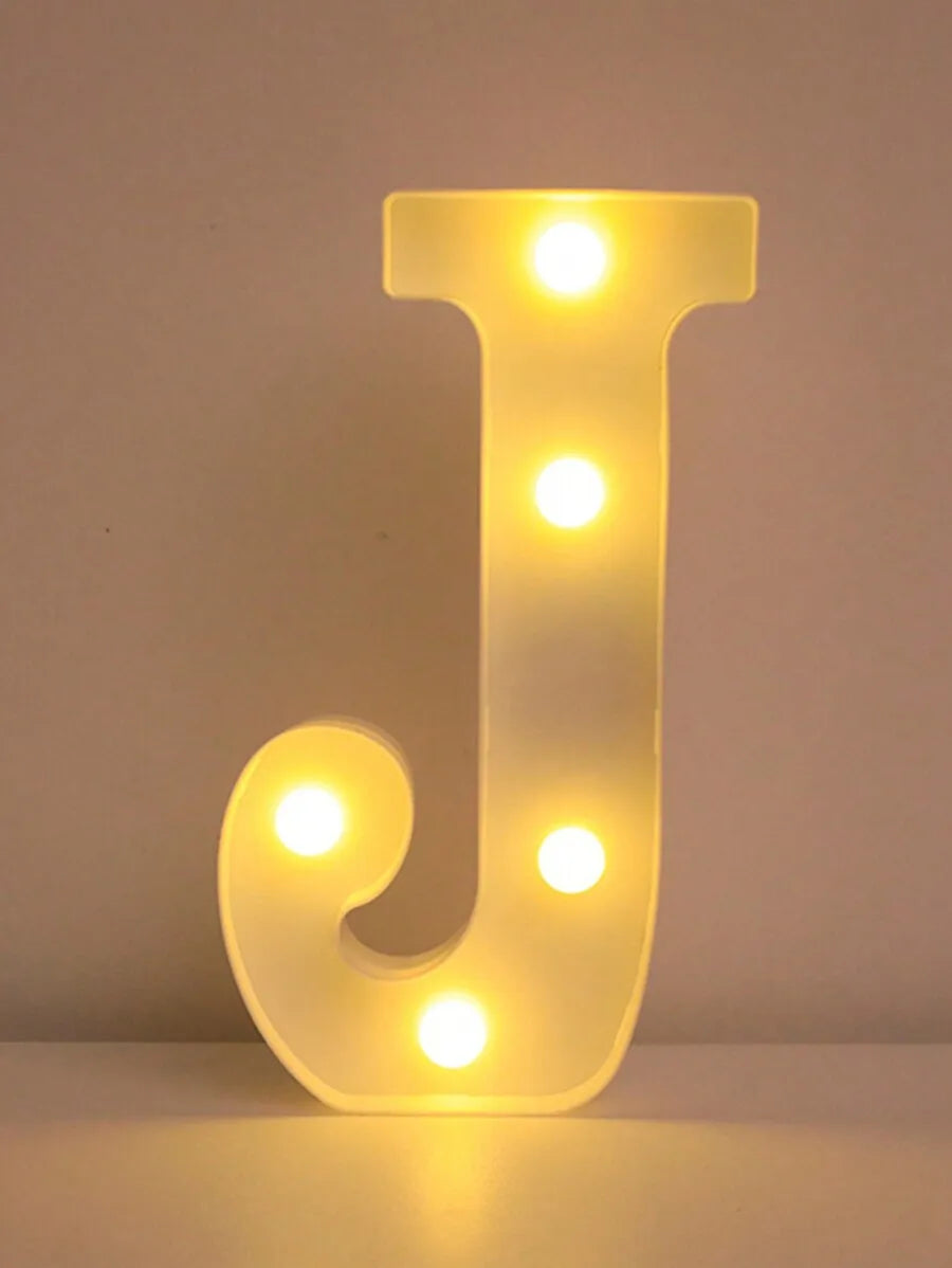 LED Buchstabenlicht - Leuchtende Deko für Feste und Anlässe