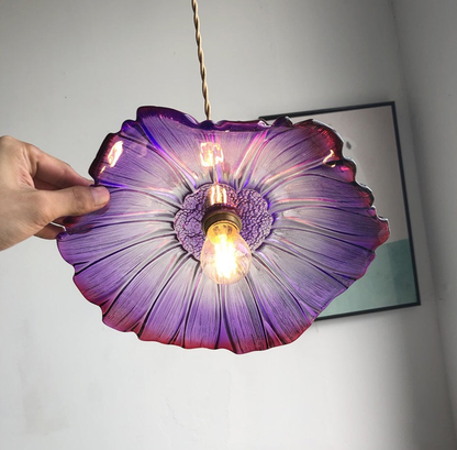 Vintage Blumen-Glas-Pendelleuchte – Elegantes Design für zeitlose Räume